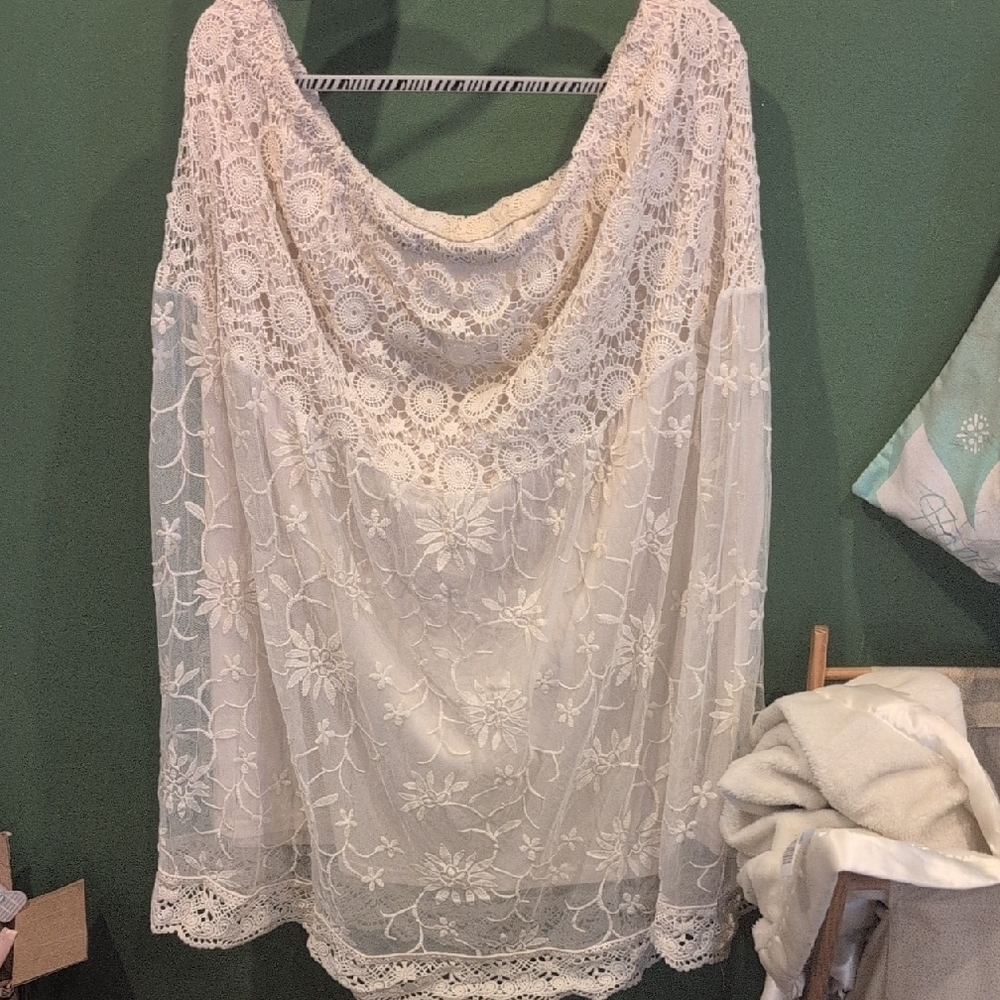 Cato Cream Ruffled Long Sleeve Blouse